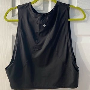 Cropped black lululemon workout top